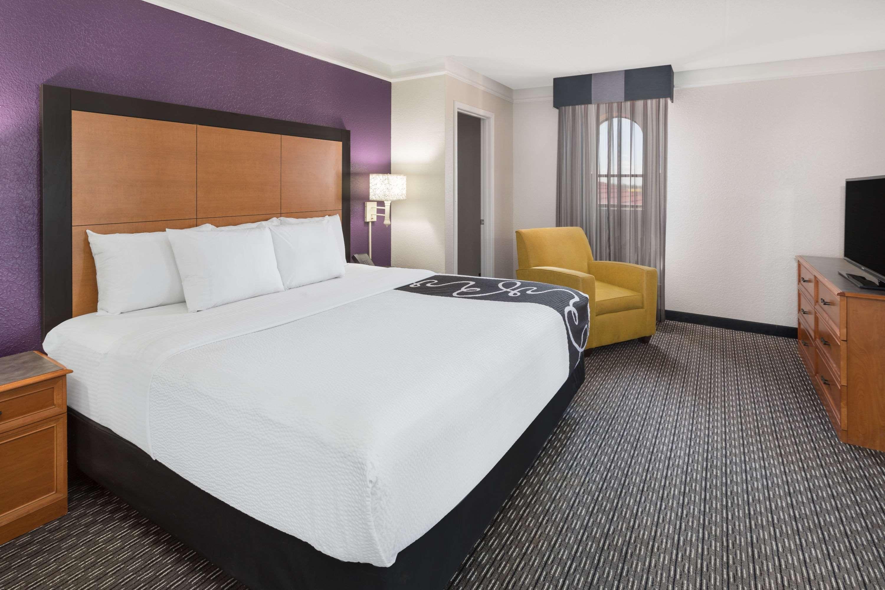 Baymont By Wyndham Greenville Woodruff Rd Εξωτερικό φωτογραφία