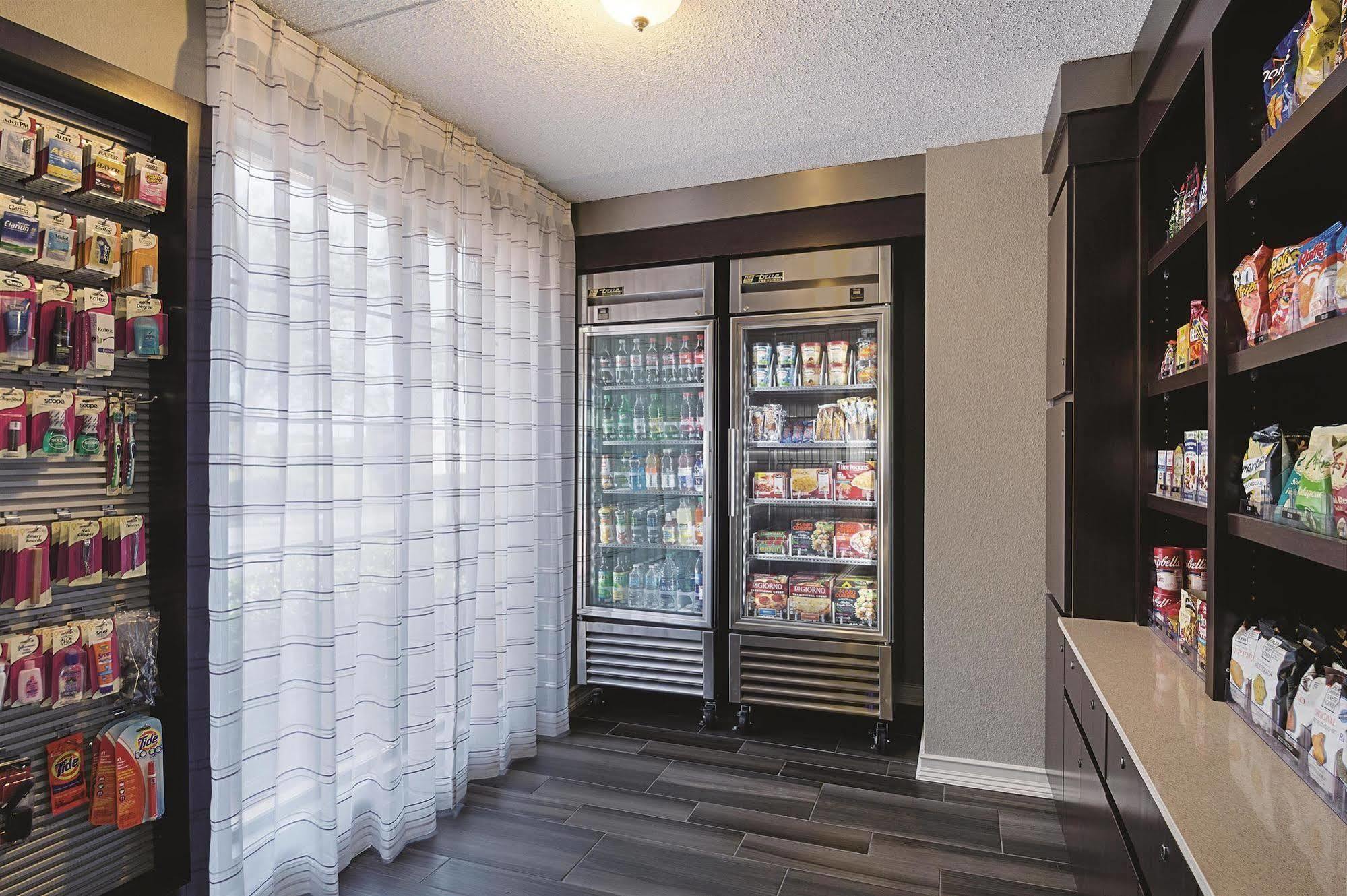 Baymont By Wyndham Greenville Woodruff Rd Εξωτερικό φωτογραφία